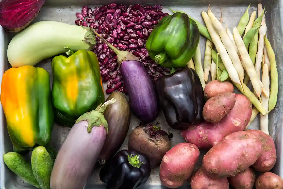 Des poivrons, des aubergines, des patates douces, etc.